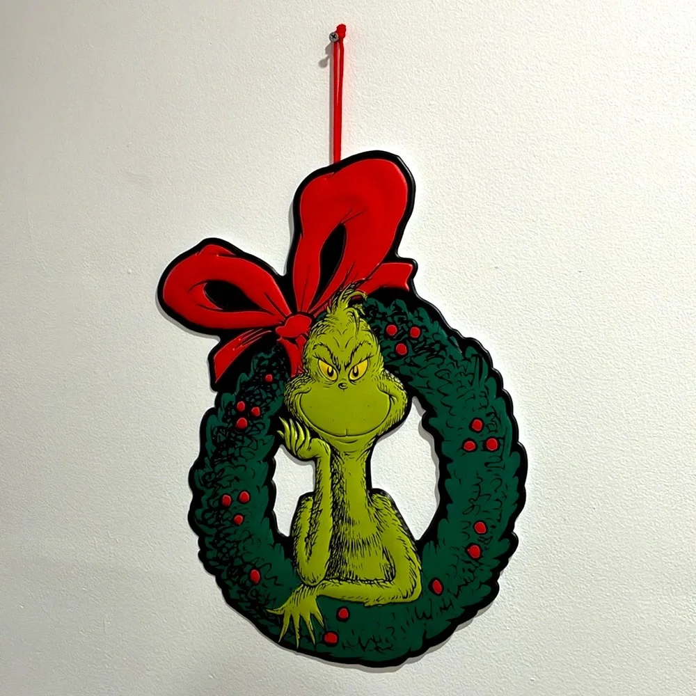 NWT- 17-1/4 x13- The Grinch- Metal Holiday Wreath Decoration w/ Large Red Bow
